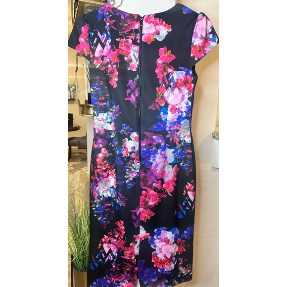 BETSEY JOHNSON Floral Sheath Dress SZ 8 Cap Sleeve - Picture 3 of 6